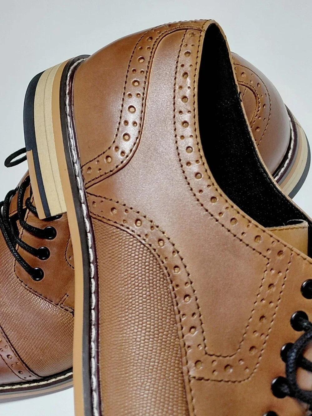 BAR III Men's Parker  Leather  Cap-Toe Brown Lace-Up Dress Shoes Size 10.5M